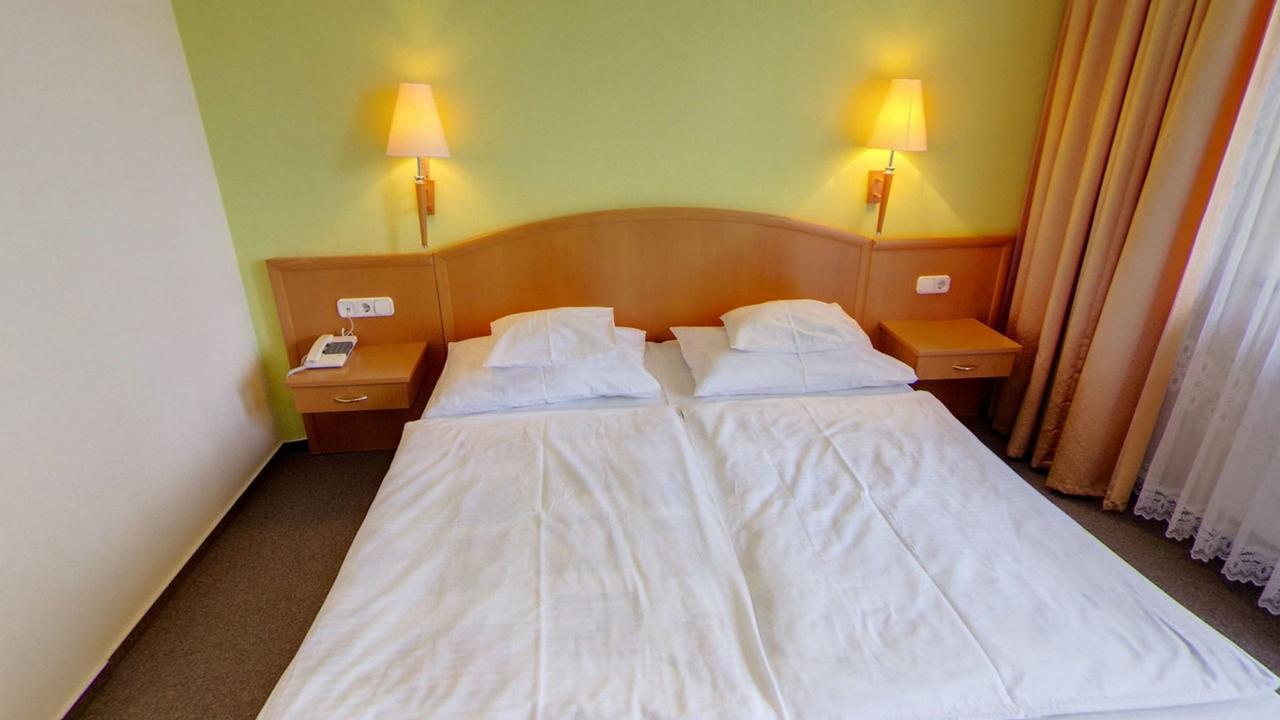 Bella Hotel Segedín Exteriér fotografie